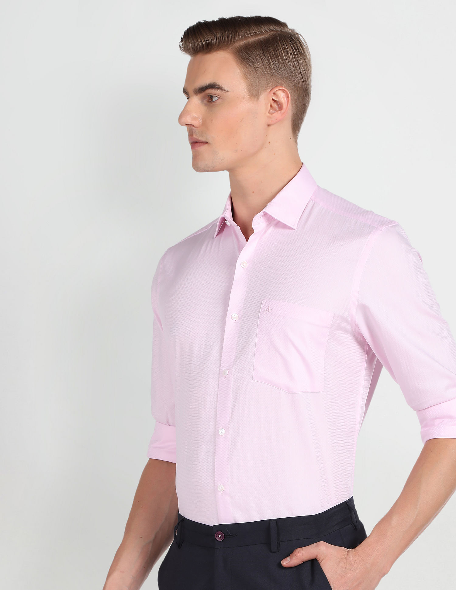 Arrow Cutaway Collar Long Sleeve Shirt