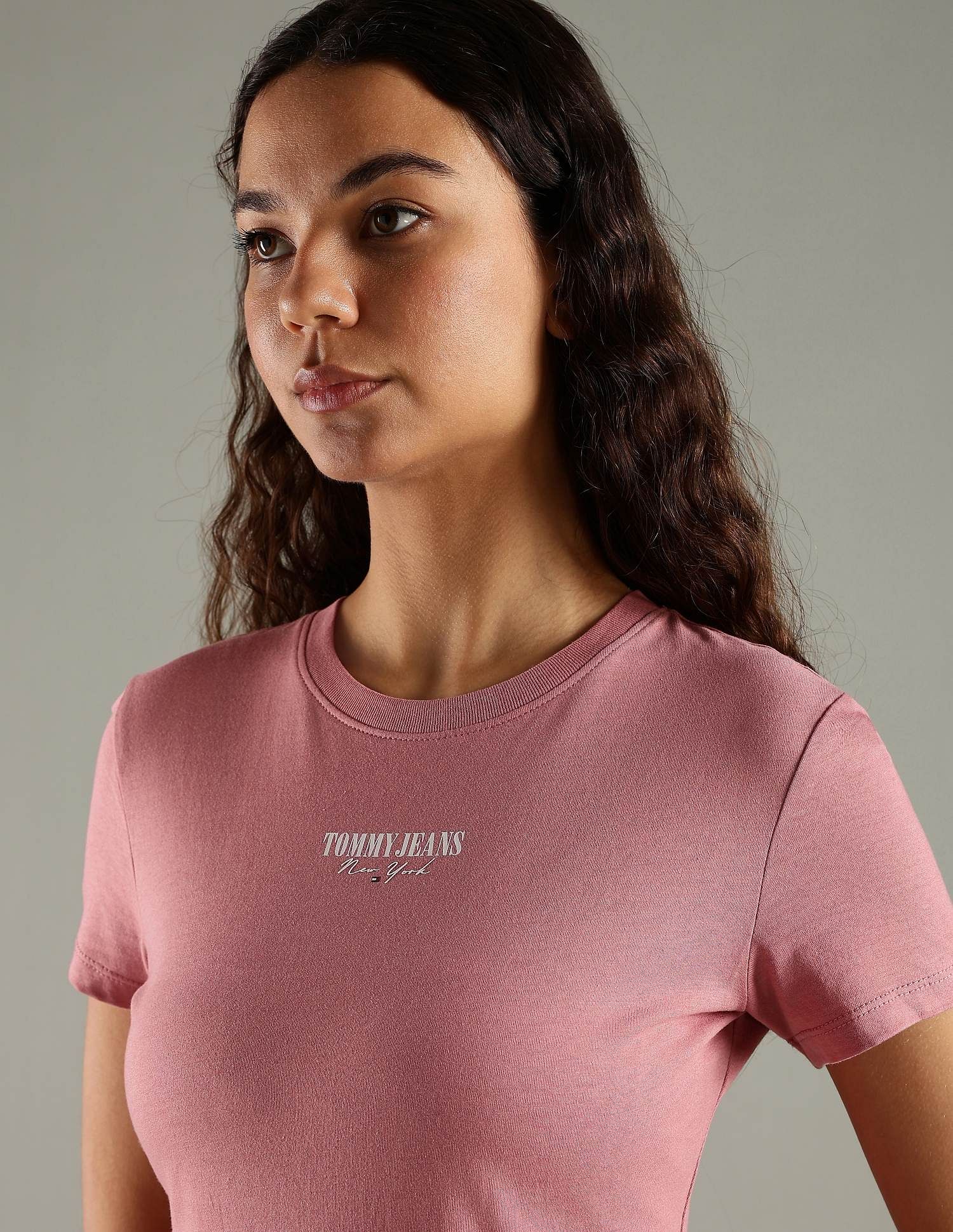 Tommy Hilfiger Logo Slim Fit Cotton T-Shirt