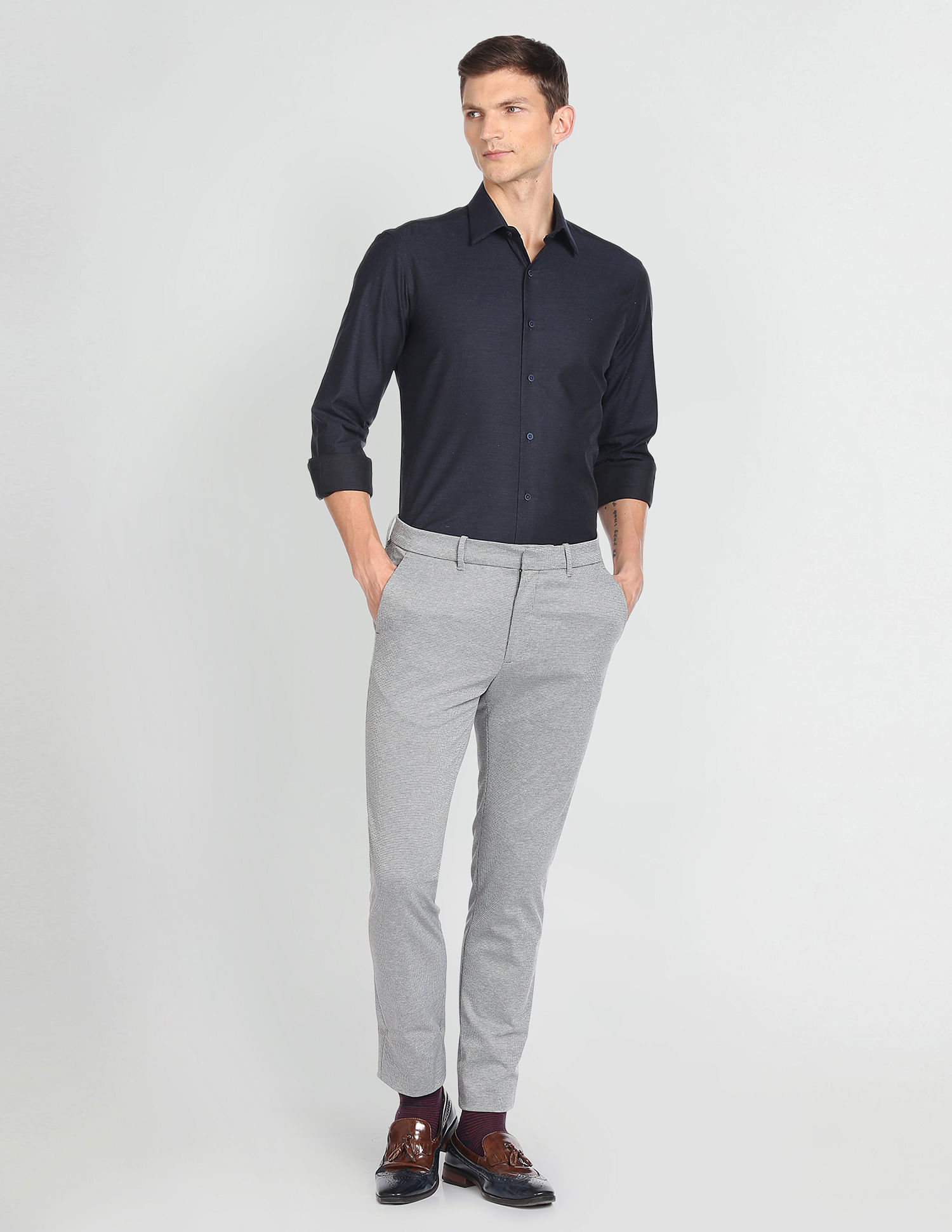 Arrow Newyork Self Design Dobby Formal Shirt