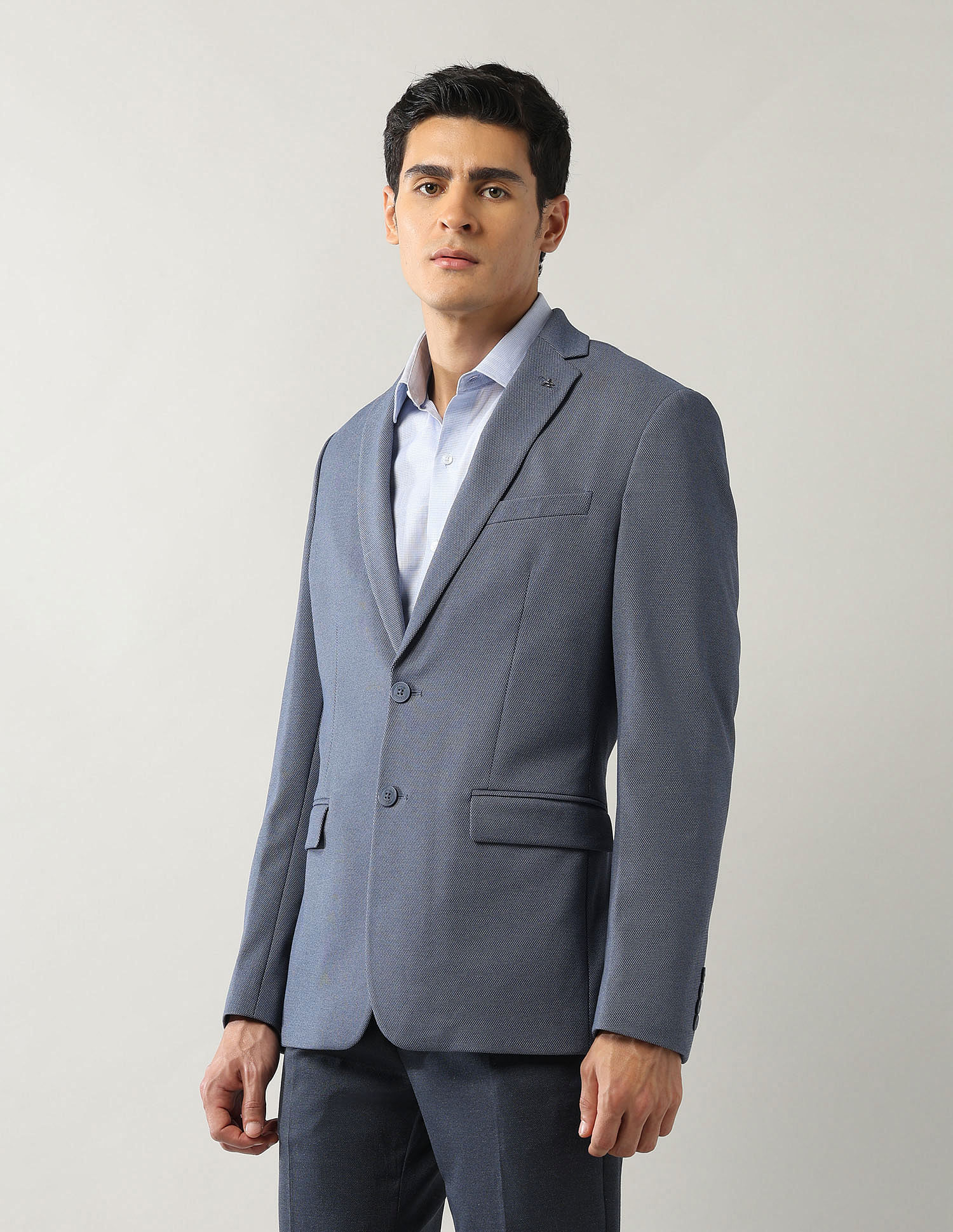 Arrow Solid Zero Calorie Slim Fit Blazer