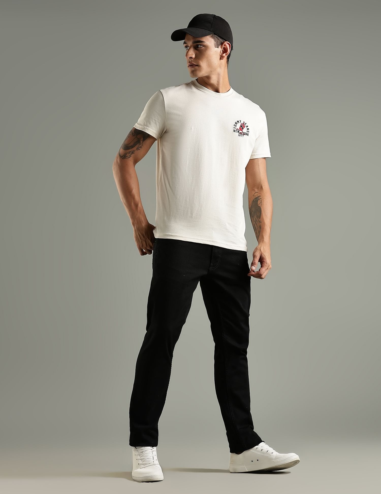 Tommy Hilfiger Embroidered Logo Regular Fit Cotton T-Shirt