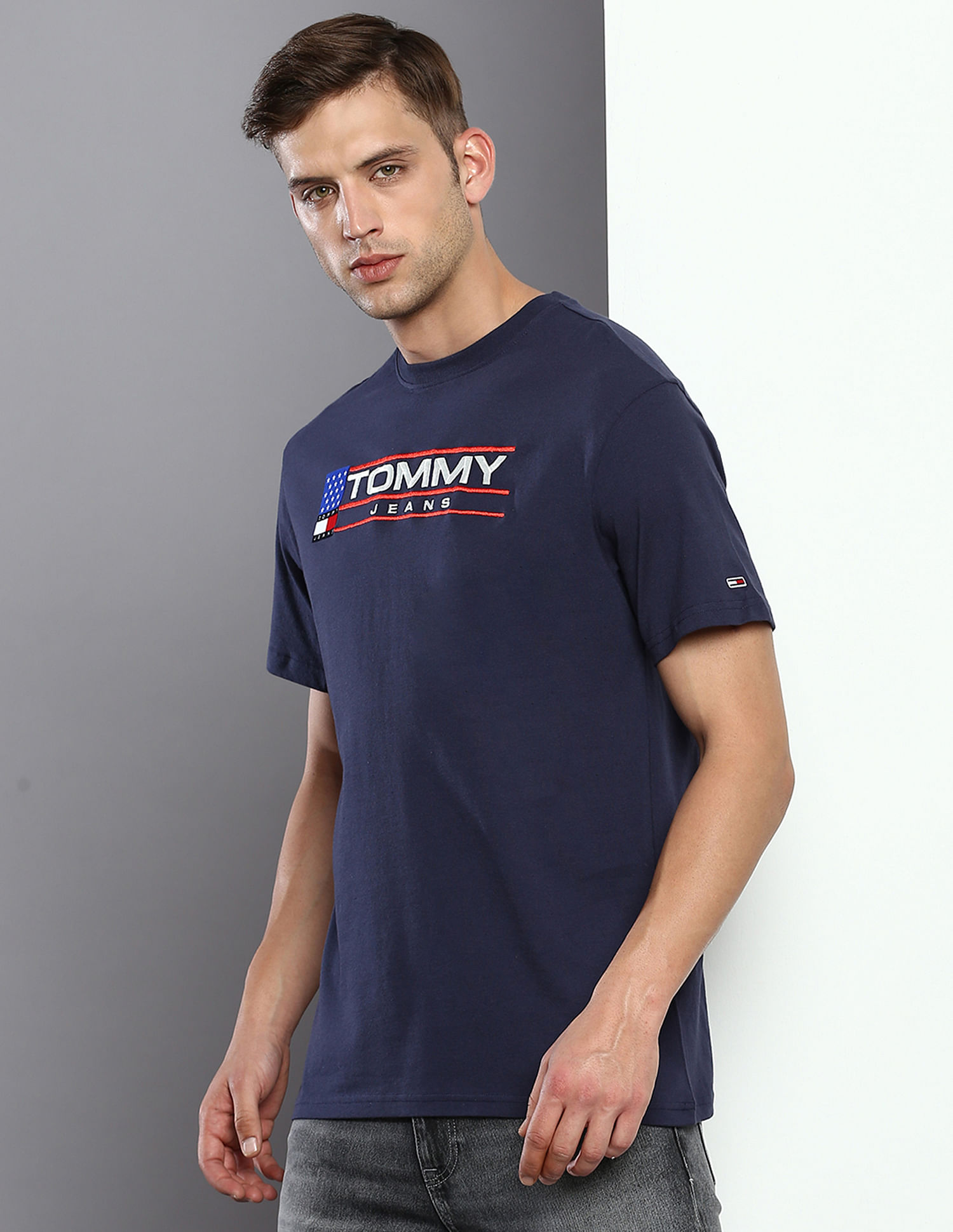 Tommy Hilfiger Transitional Organic Cotton Modern Sport Logo T-Shirt