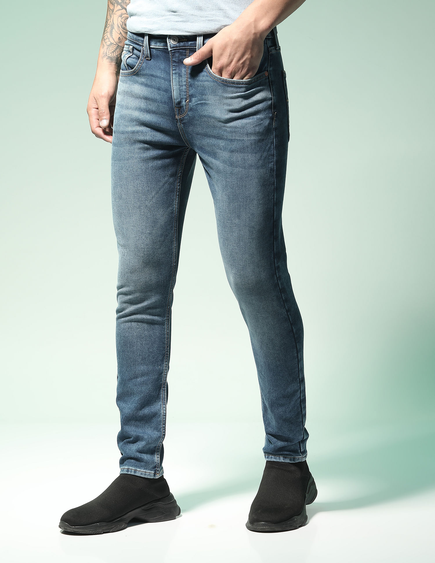 Buy Flying Machine Slim Tapered Fit Stone Wash Jeans - NNNOW.com