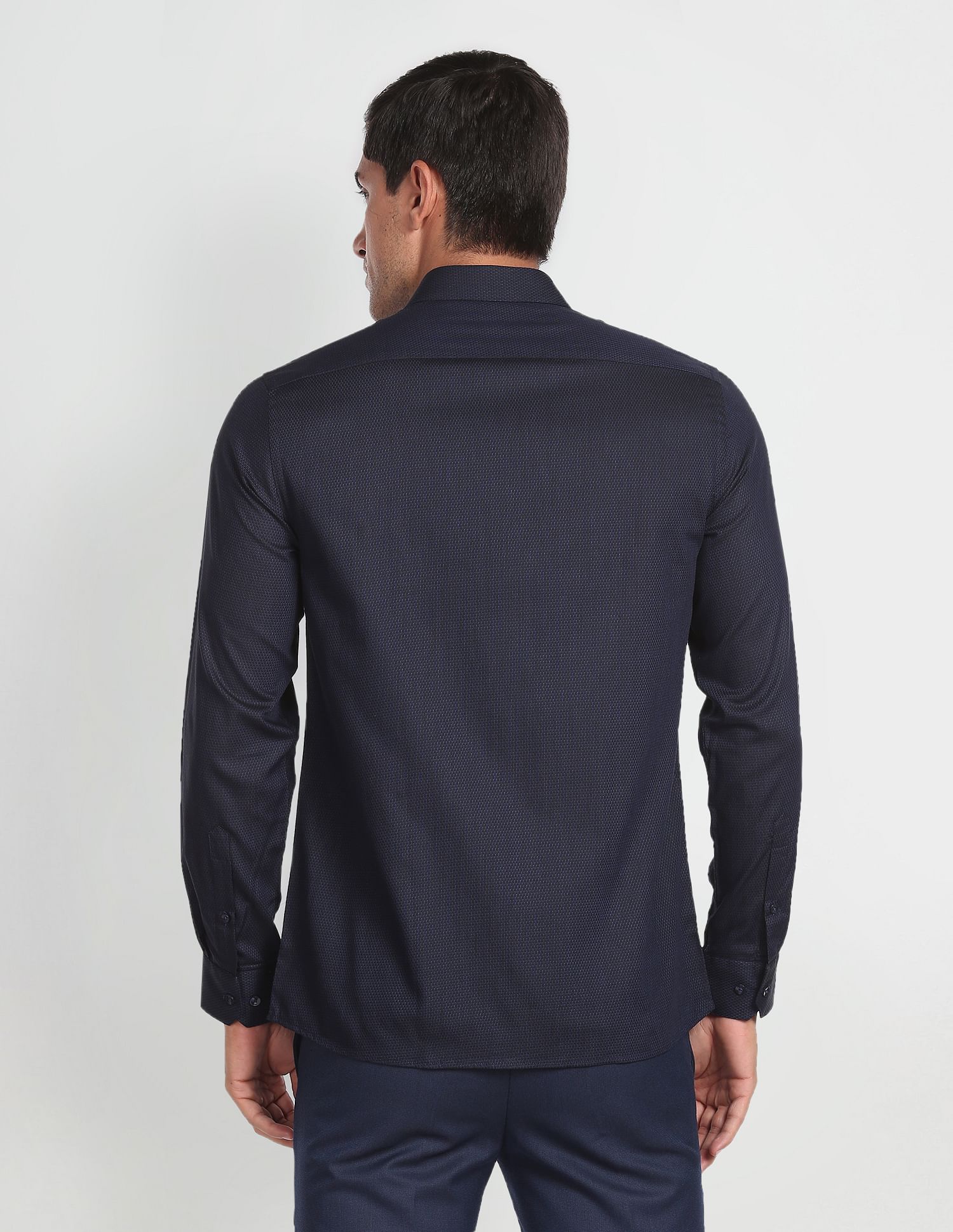Arrow Manhattan Slim Fit Cotton Shirt