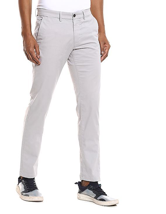 Buy Men White Solid Slim Fit Casual Trousers Online - 356994 | Peter England