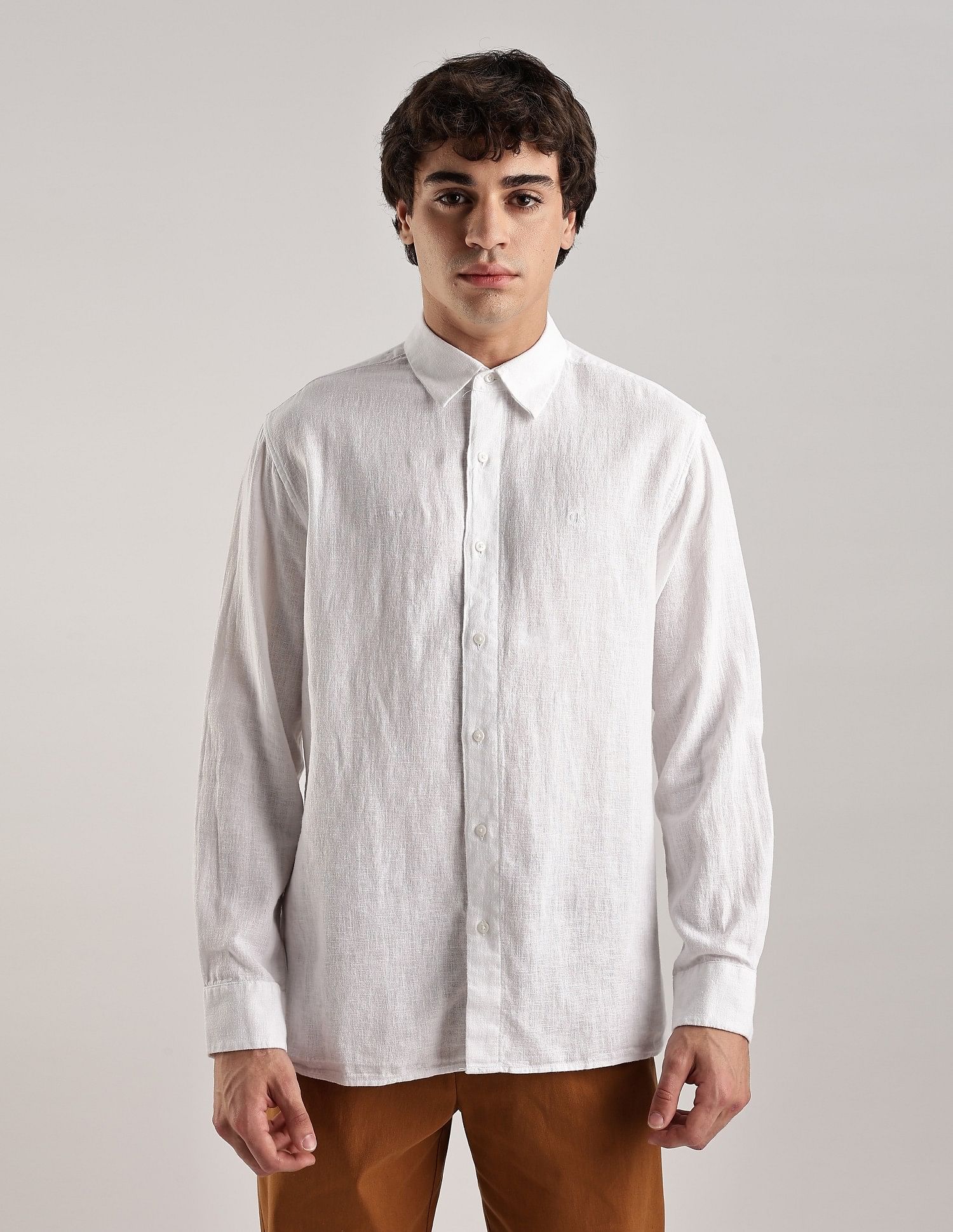 Calvin Klein Jeans Solid Regular-Fit Cotton Shirt