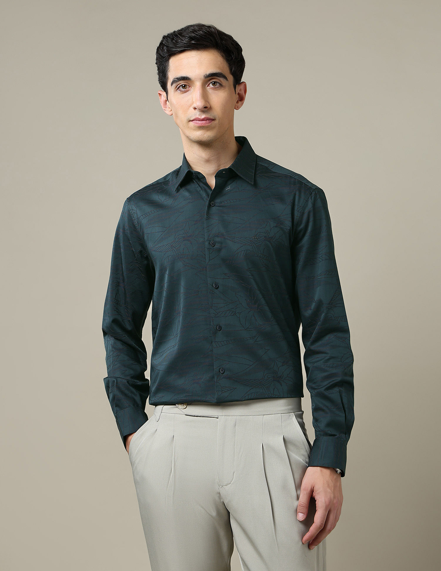 Arrow Pure Cotton Tailored Fit 1851 Shirt