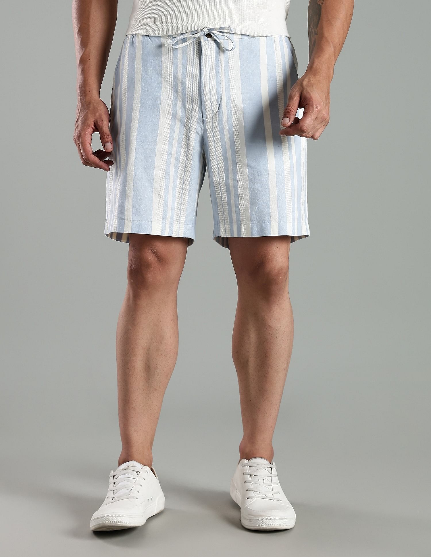 Tommy Hilfiger Regular Fit Striped Mid Rise Shorts