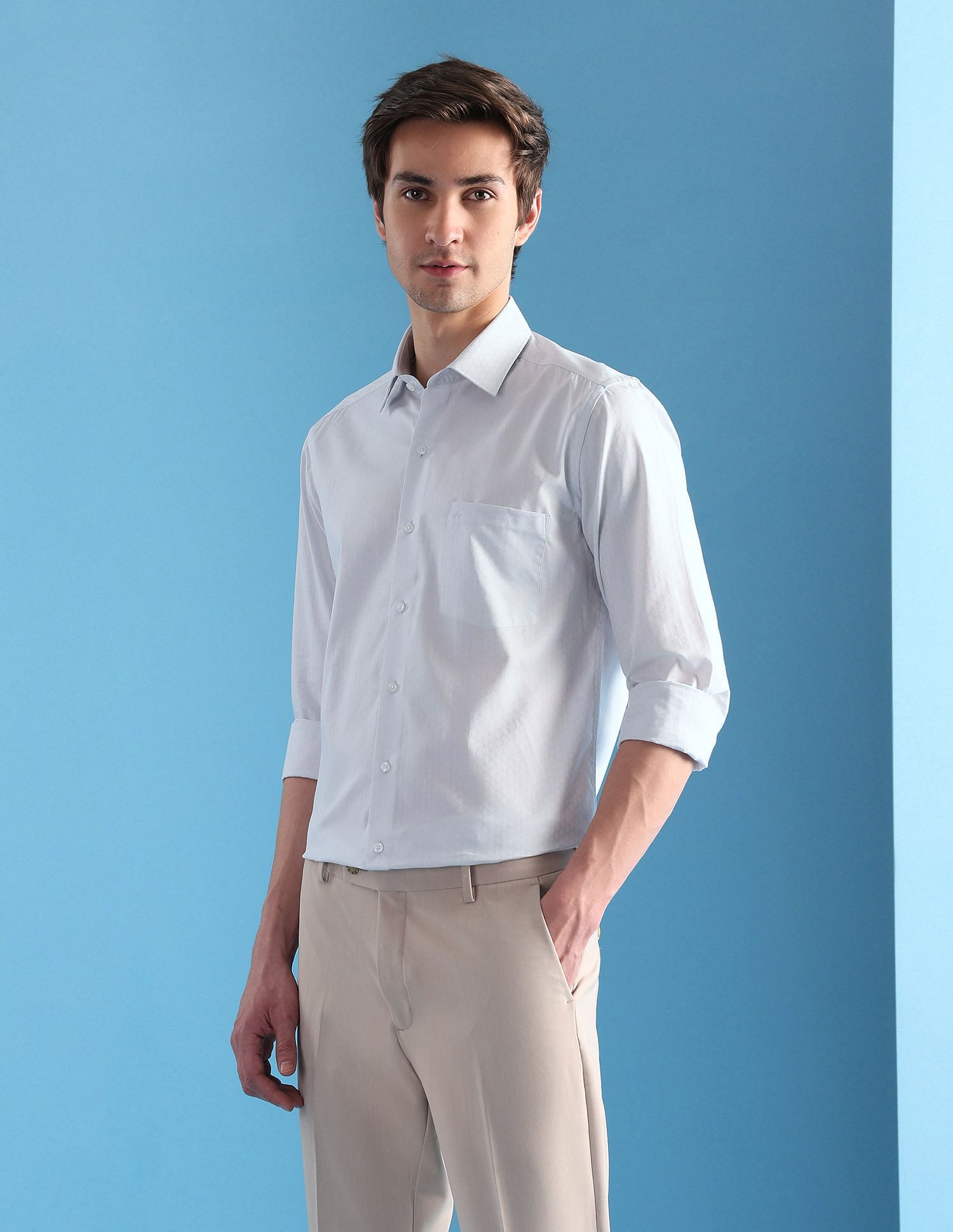 Arrow Manhattan Slim Fit Velocity 5 In 1 Shirt