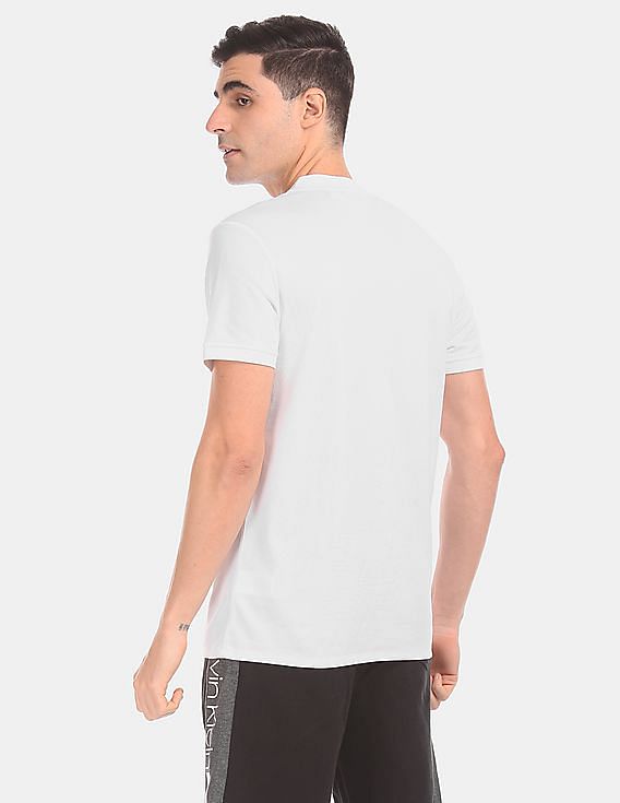 Calvin Klein Men White Solid Henley T-Shirt
