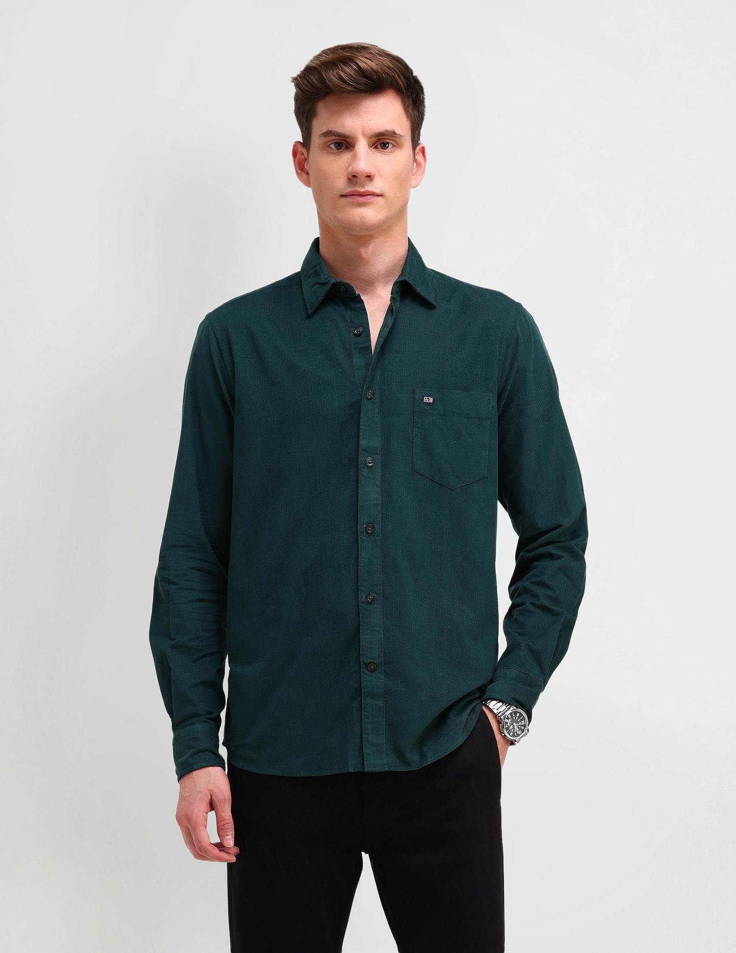 Arrow Sport Lightweight Corduroy Solid Pattern Shirt