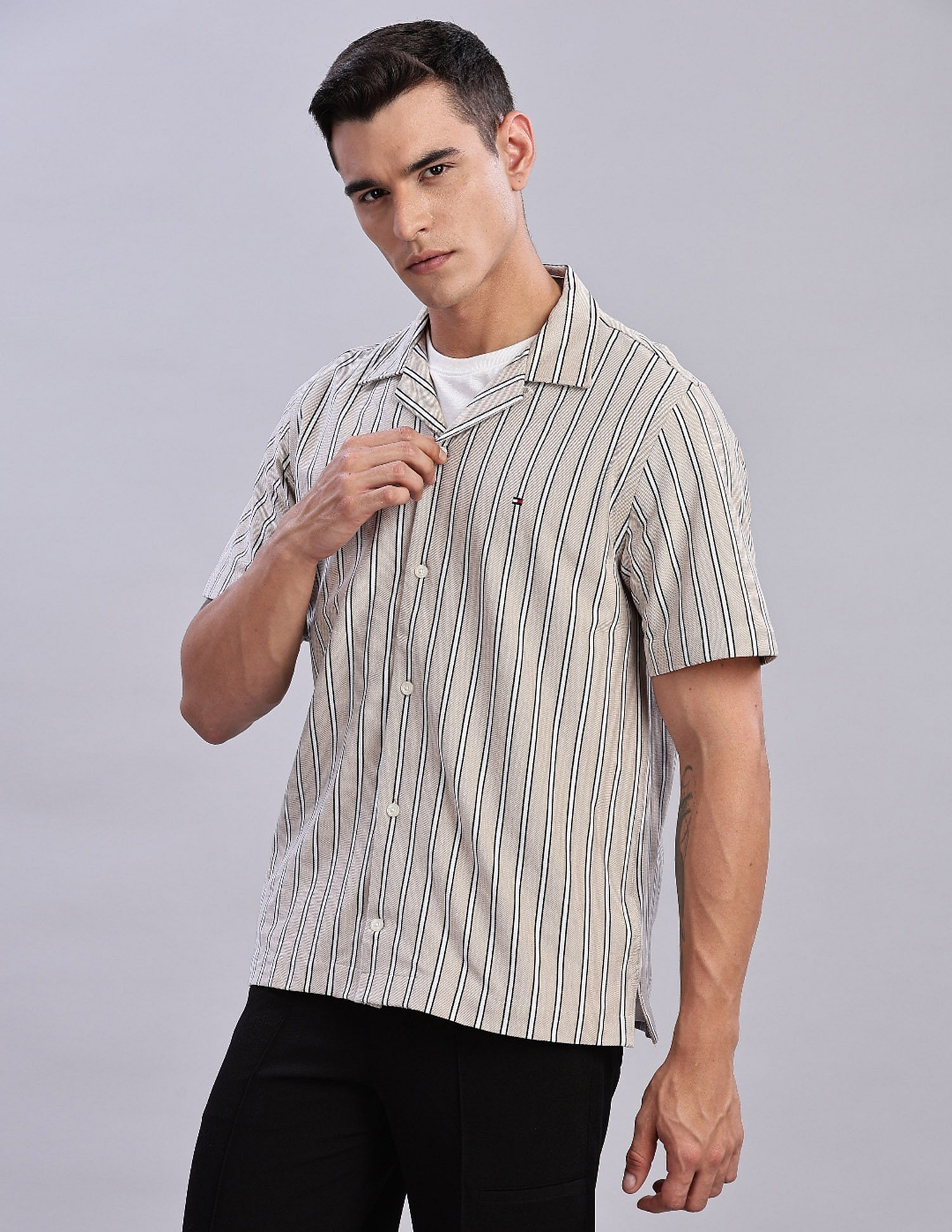Tommy Hilfiger Striped Regular Fit Plain Woven Shirt
