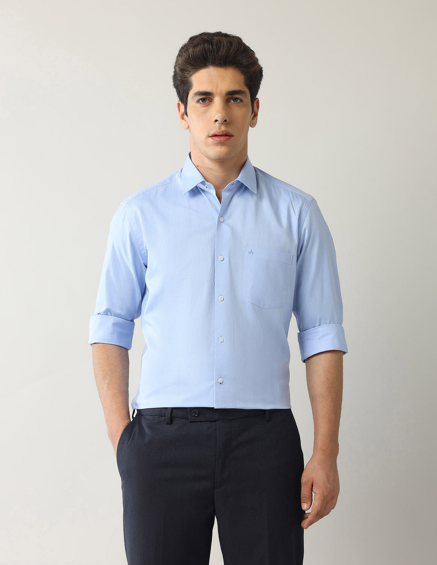 Arrow Solid Manhattan Slim Fit Shirt