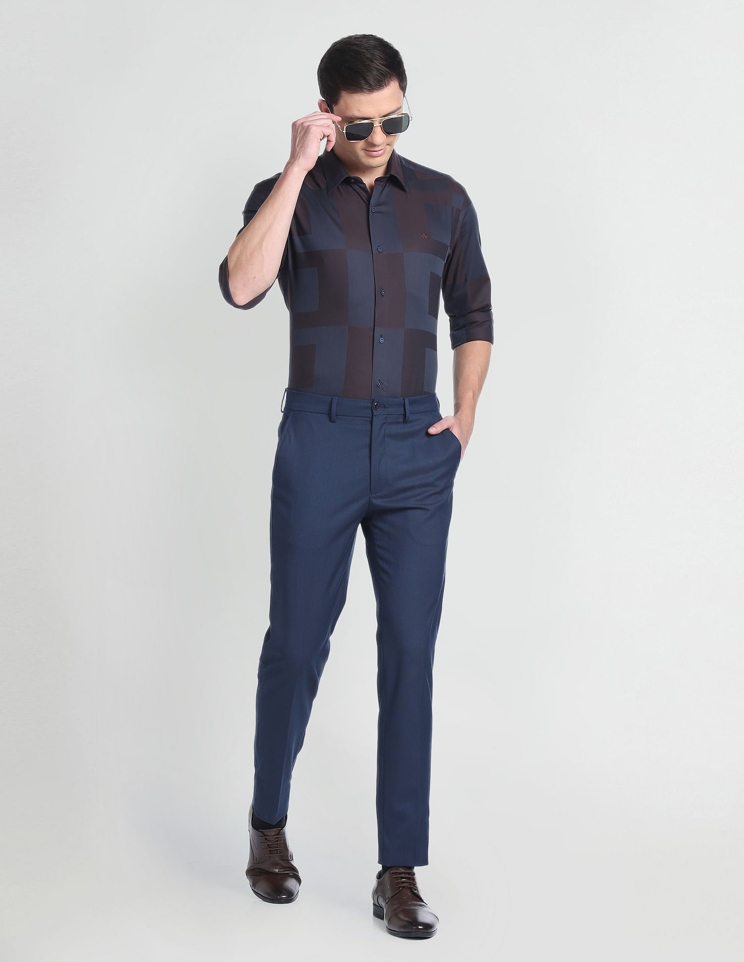 Arrow Newyork Manhattan Slim Fit Dobby Shirt