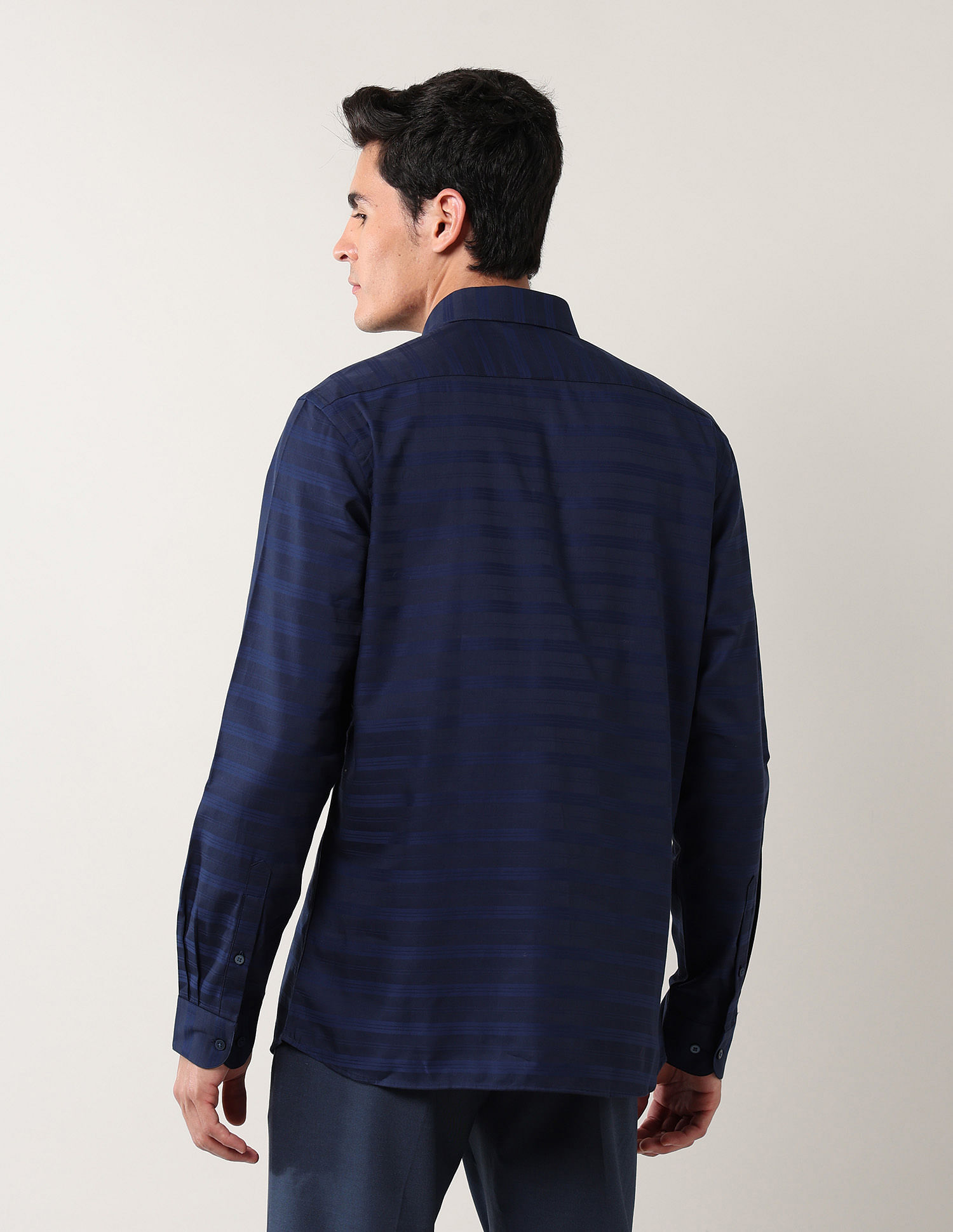 Arrow Newyork Horizontal Striped Manhattan Slim Fit Shirt