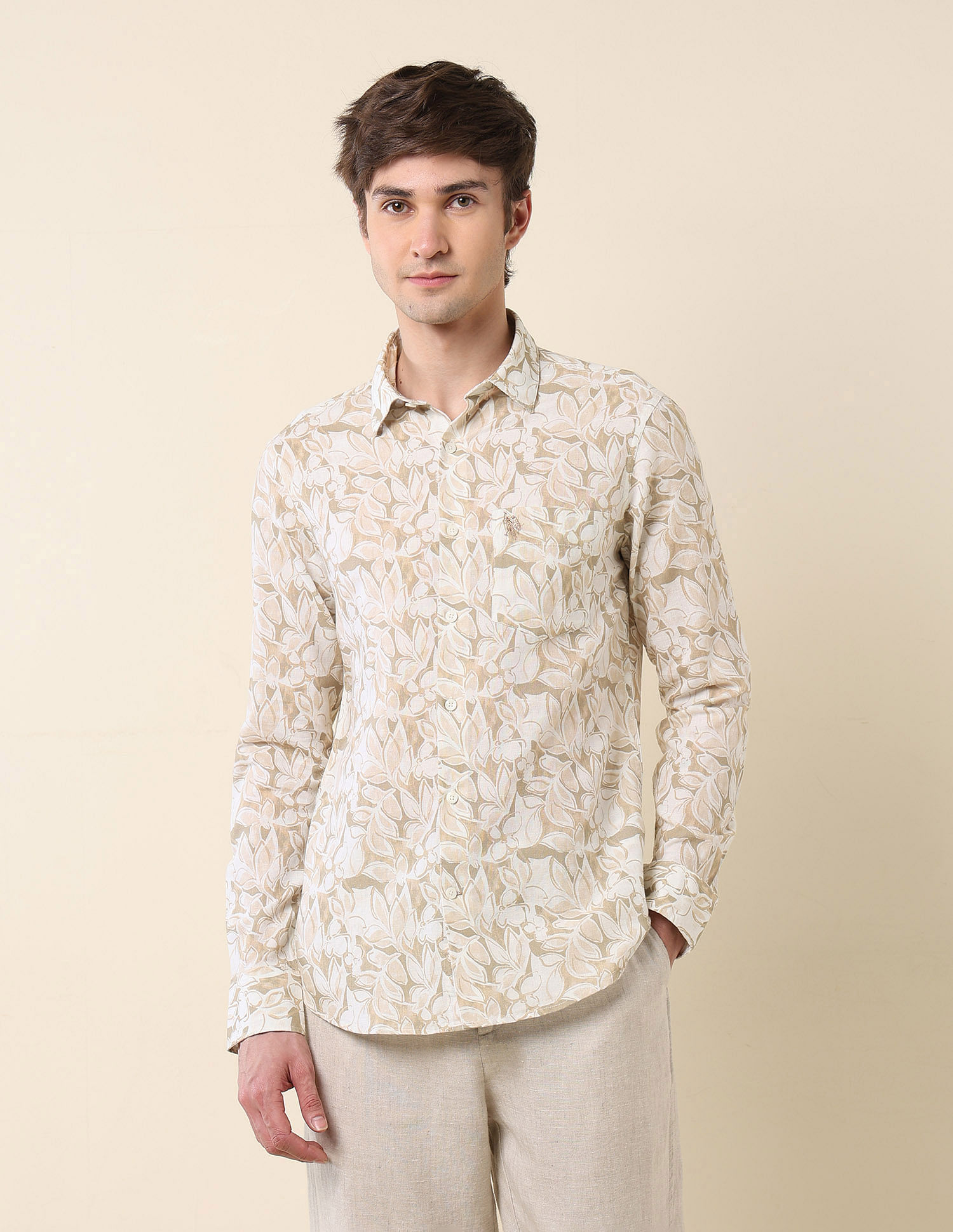 U.S. Polo Assn. Tropical Printed Tailored Fit Shirt