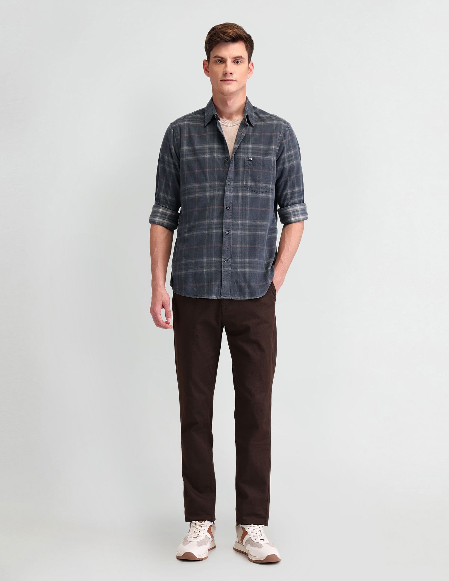 Arrow Sport Tailored Fit Lightweight Corduroy Shirt
