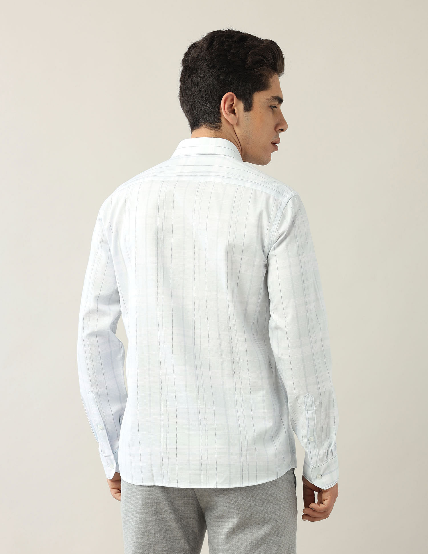 Arrow Pure Cotton Manhattan Slim Fit Shirt