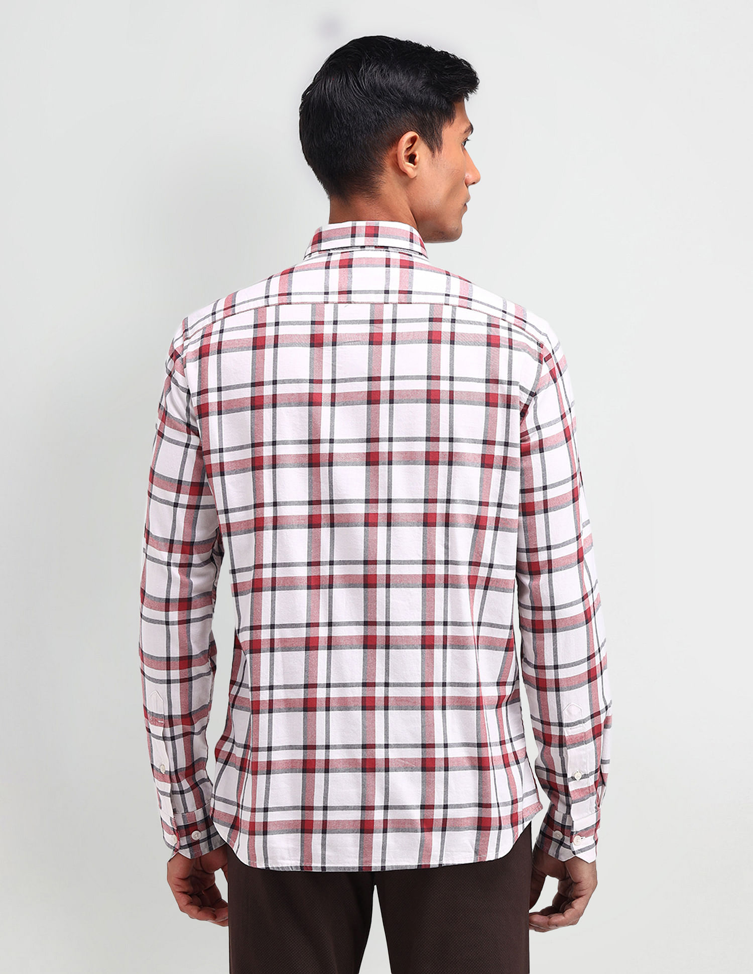 Arrow Sport Tailored Fit Twill Shirt