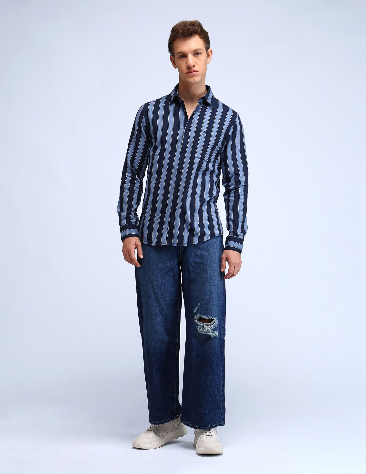 Flying Machine Slim Fit Vertical Striped Shirt