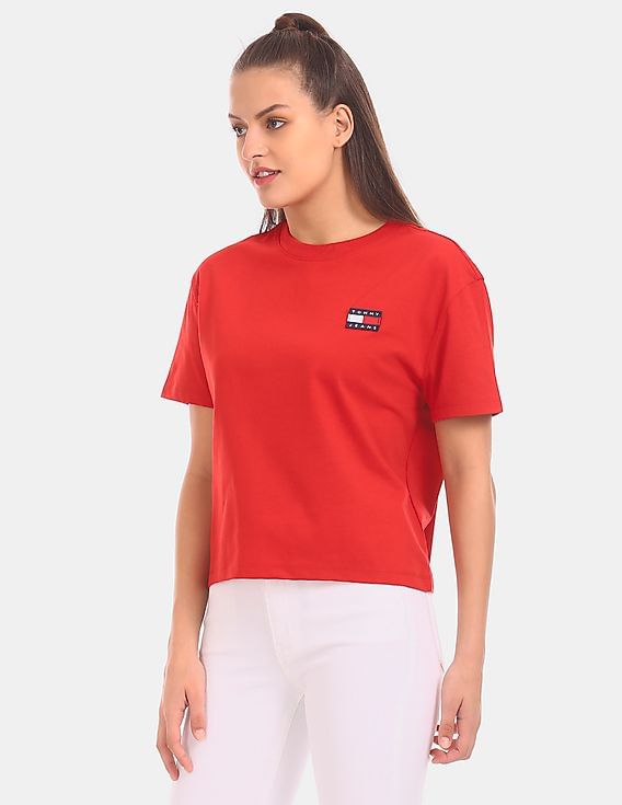 Buy Tommy Hilfiger Women Red Badge Logo Boxy T-Shirt - NNNOW.com