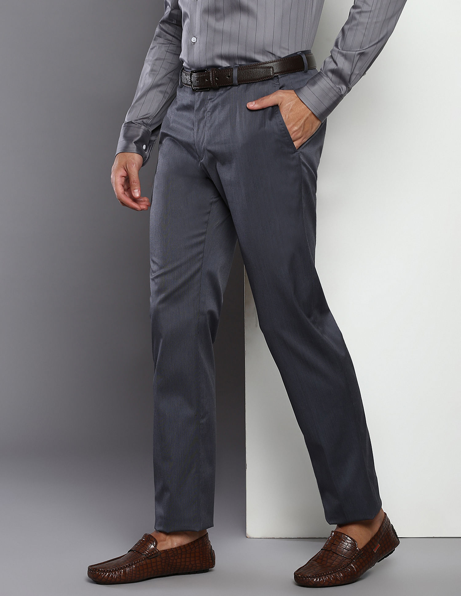 Tommy Hilfiger Mid Rise Solid Trousers