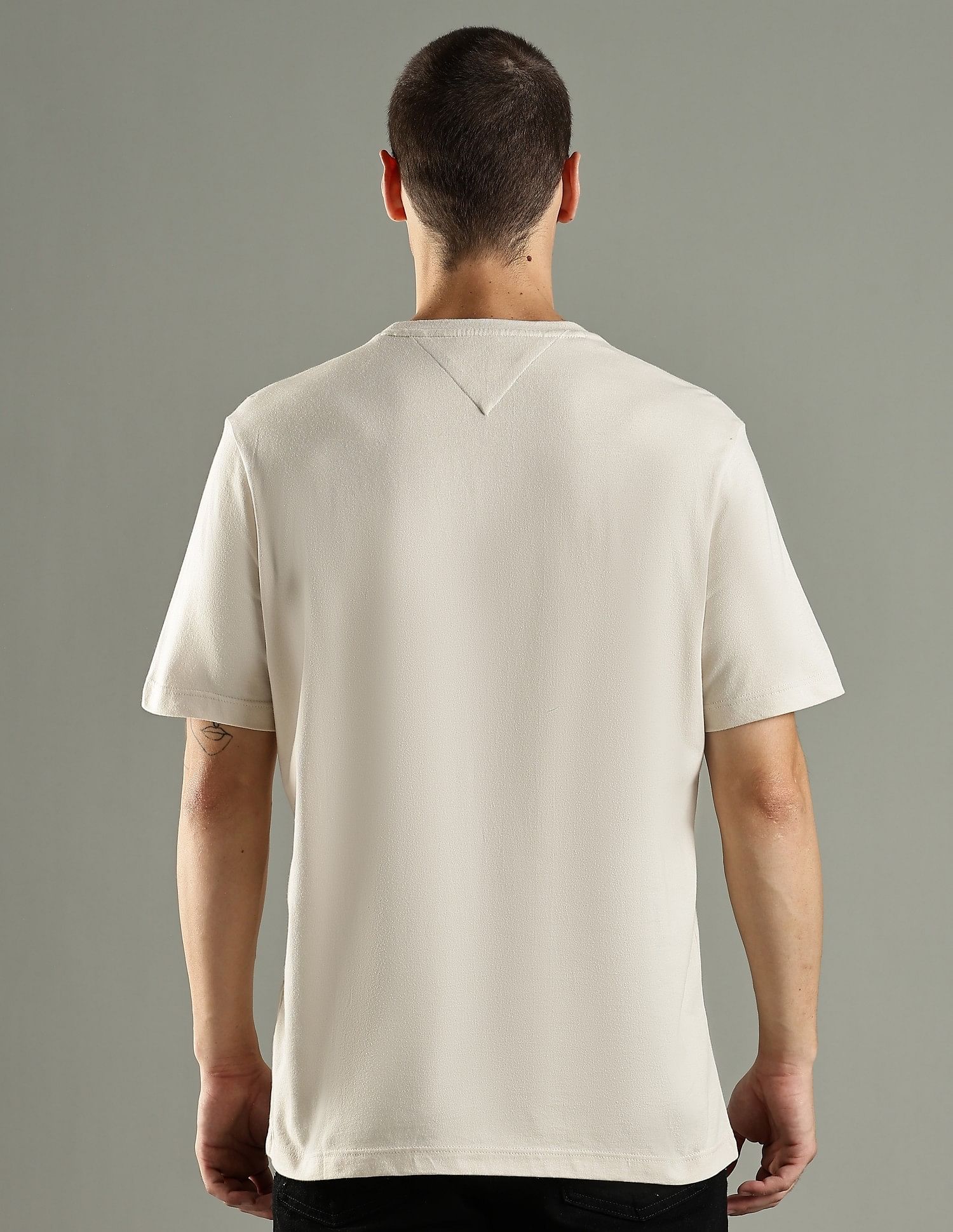 Tommy Hilfiger Solid Regular Fit Cotton T-Shirt