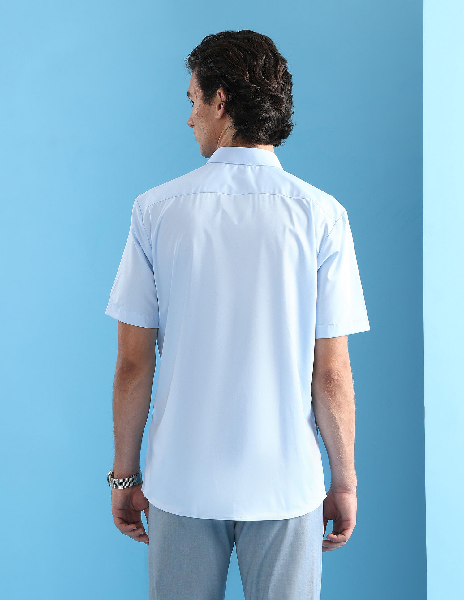 Arrow Solid Liberty Classic Fit Velocity Shirt