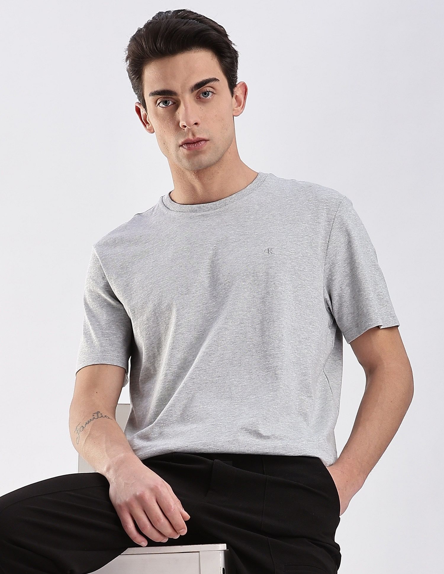 Calvin Klein Jeans Regular-Fit Heathered Cotton T-Shirt
