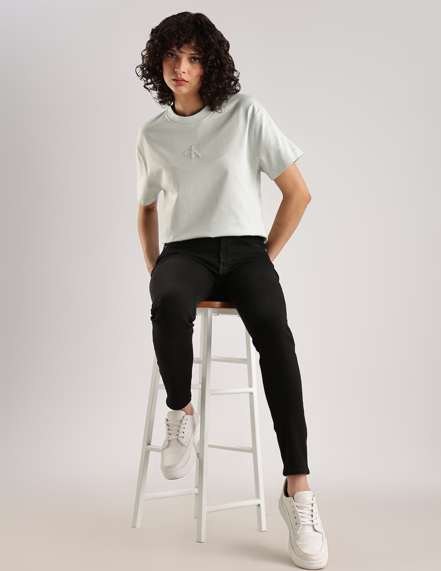 Calvin Klein Cotton Skiiny-Fit Mid Rise Jeans