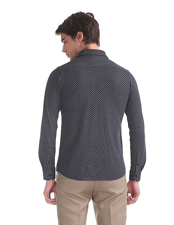 USPA Tailored Blue Slim Fit Printed Shirt