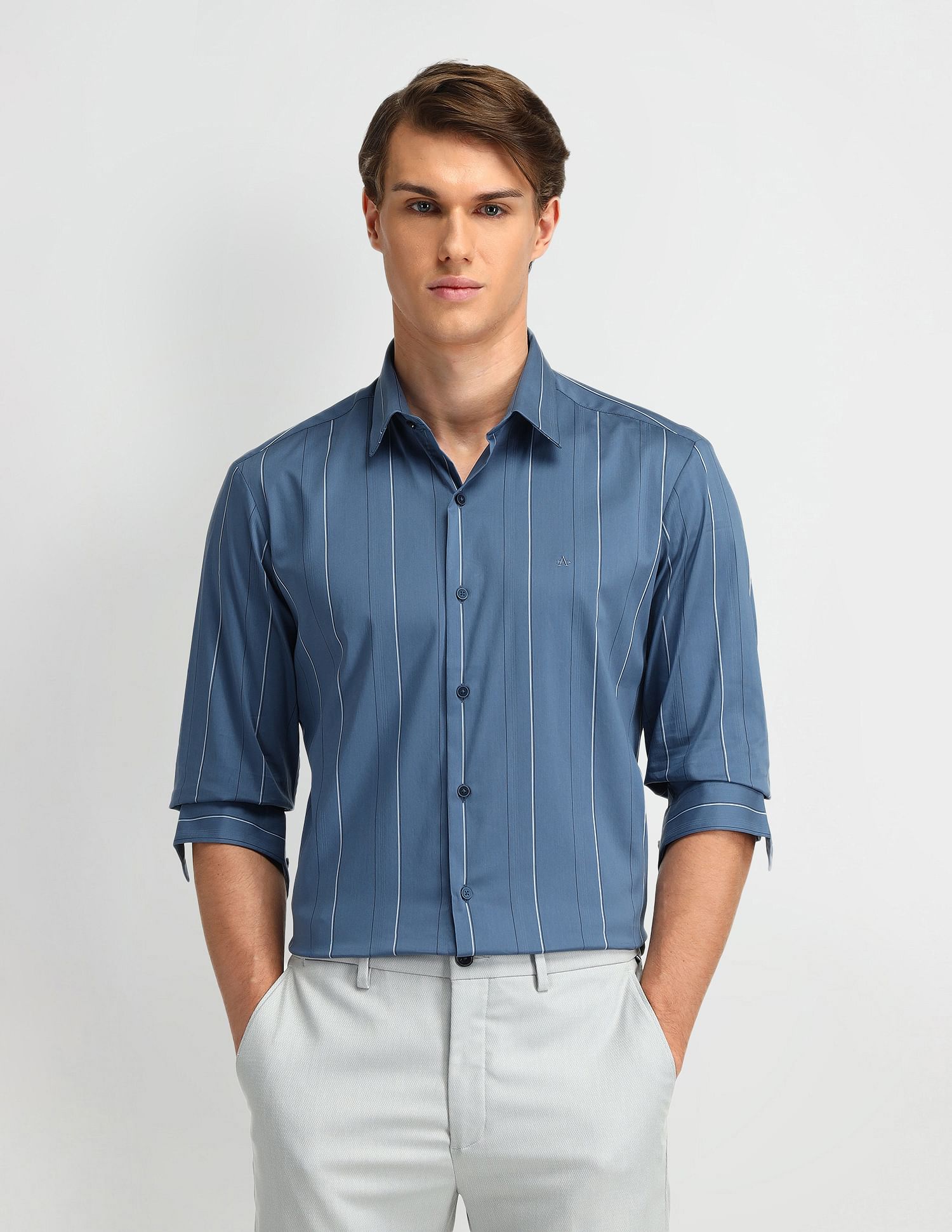 Arrow Newyork Manhattan Slim Fit Vertical Striped Shirt