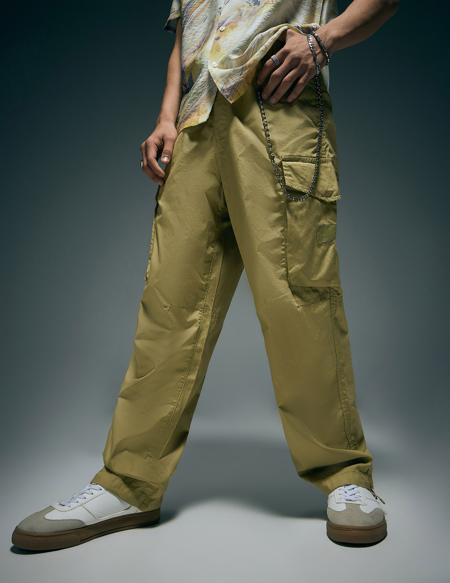 Flying Machine Cobain Loose Fit Pure Cotton Cargos