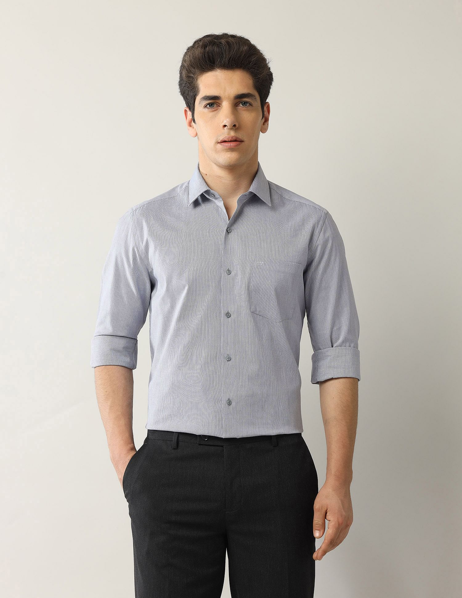 Arrow Textured Manhattan Slim Fit Shirt