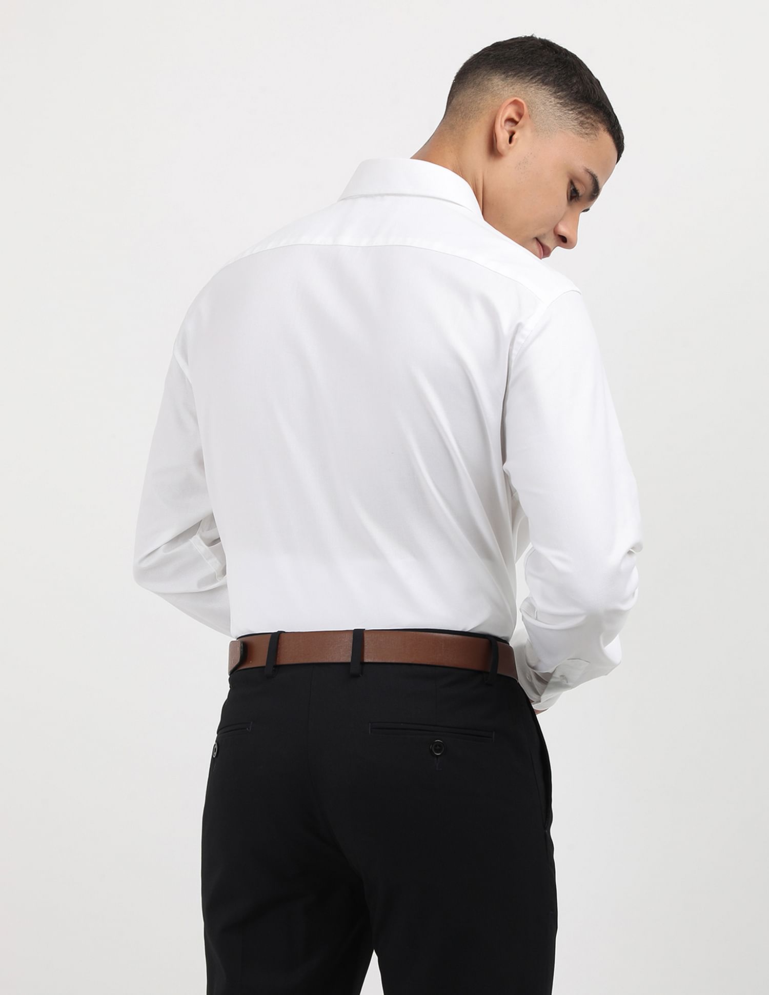 Tommy Hilfiger Solid Engineered Regular Shirt