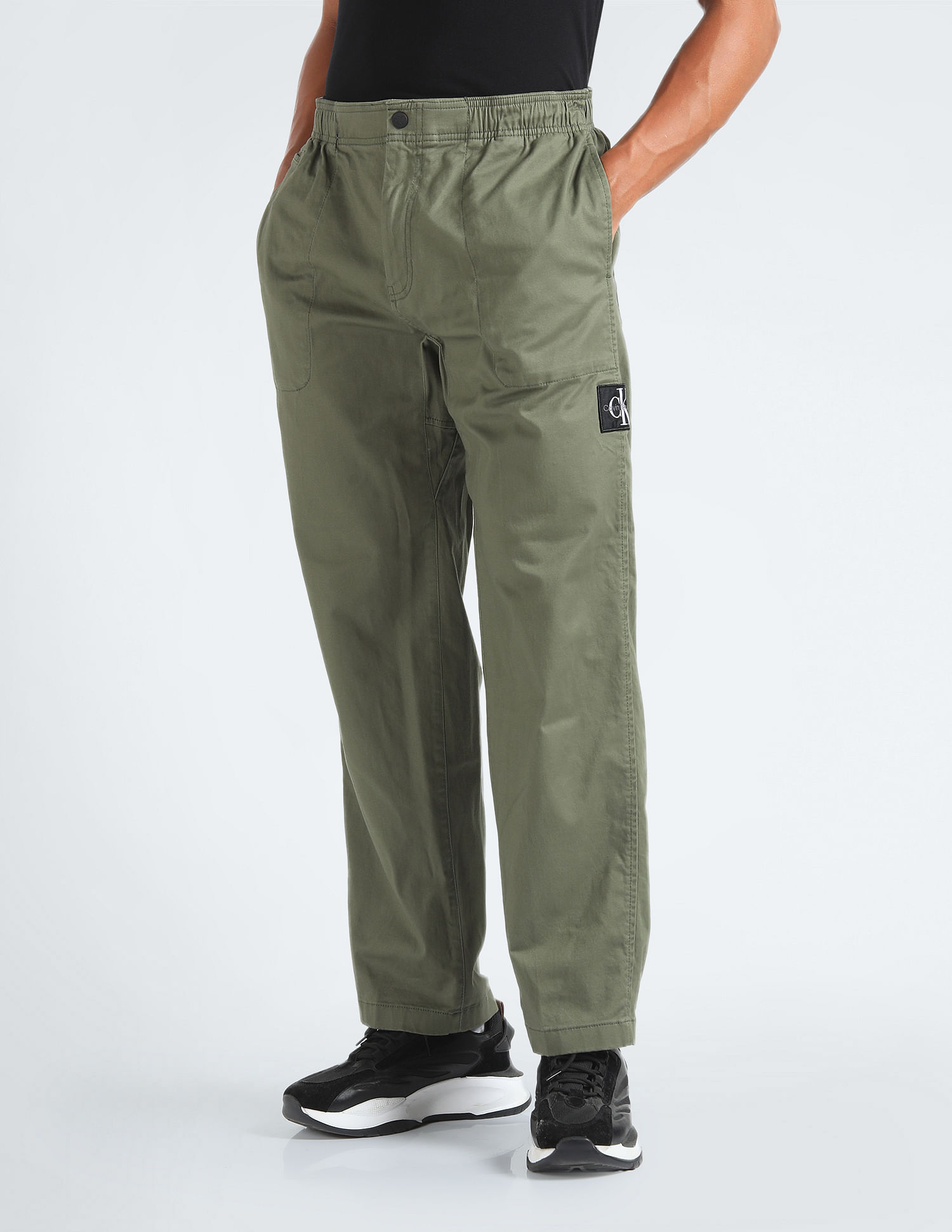 Buy Calvin Klein Men Flat Front Slim Fit Trousers - NNNOW.com
