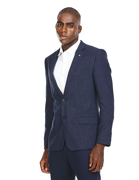 Buy Arrow Dobby Weave Tailored Fit Three Piece Suit - NNNOW.com