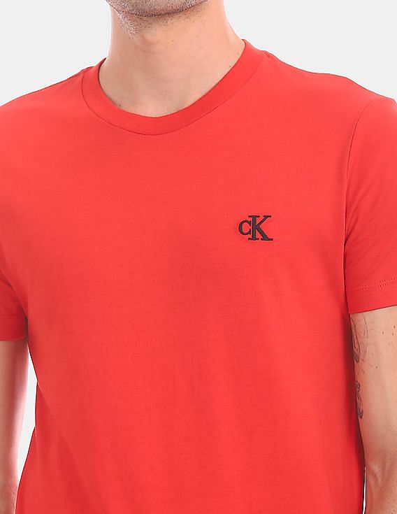 Calvin Klein Men Red Slim Fit Solid Organic Cotton T-Shirt