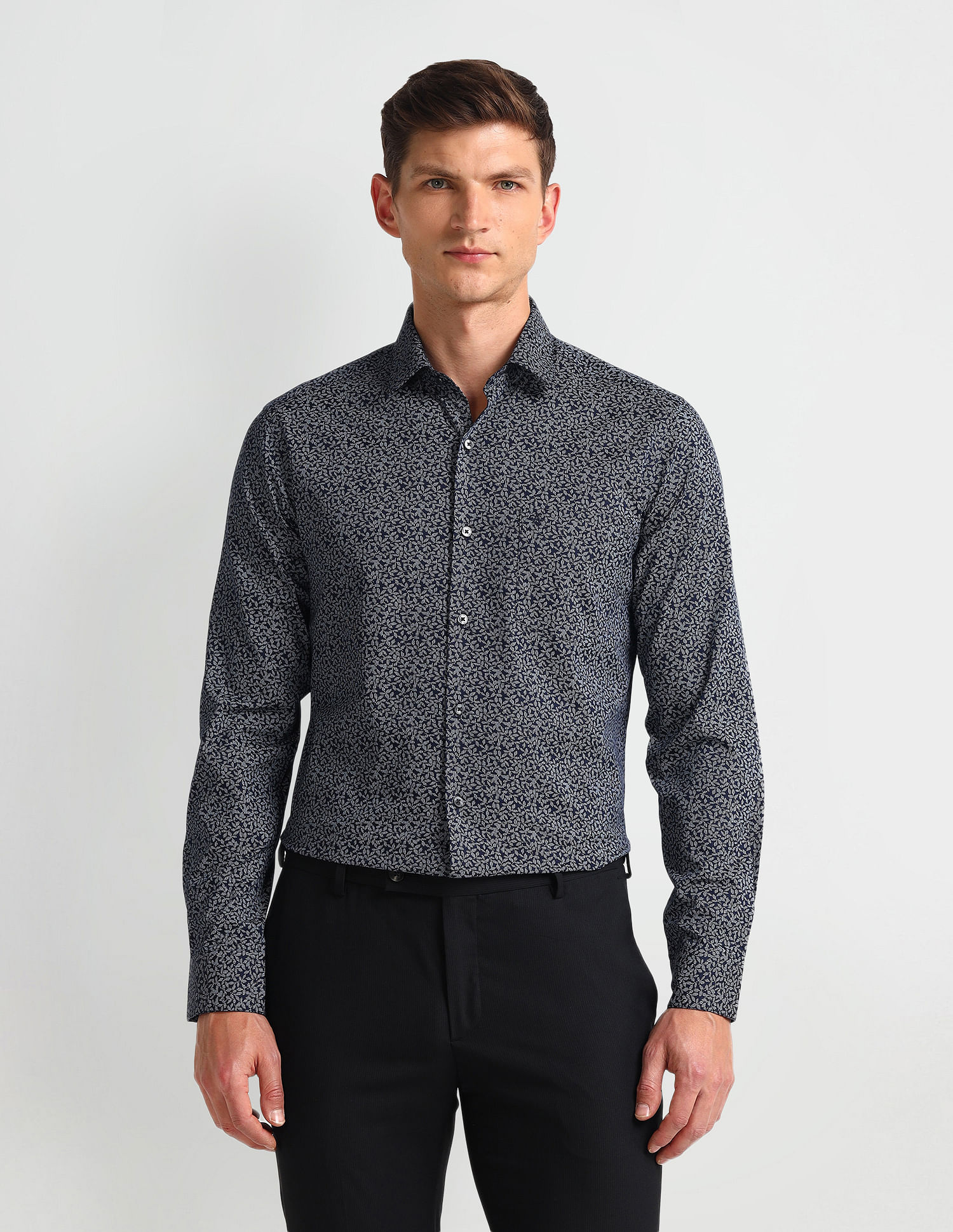 Arrow Manhattan Slim Fit Cotton Shirt