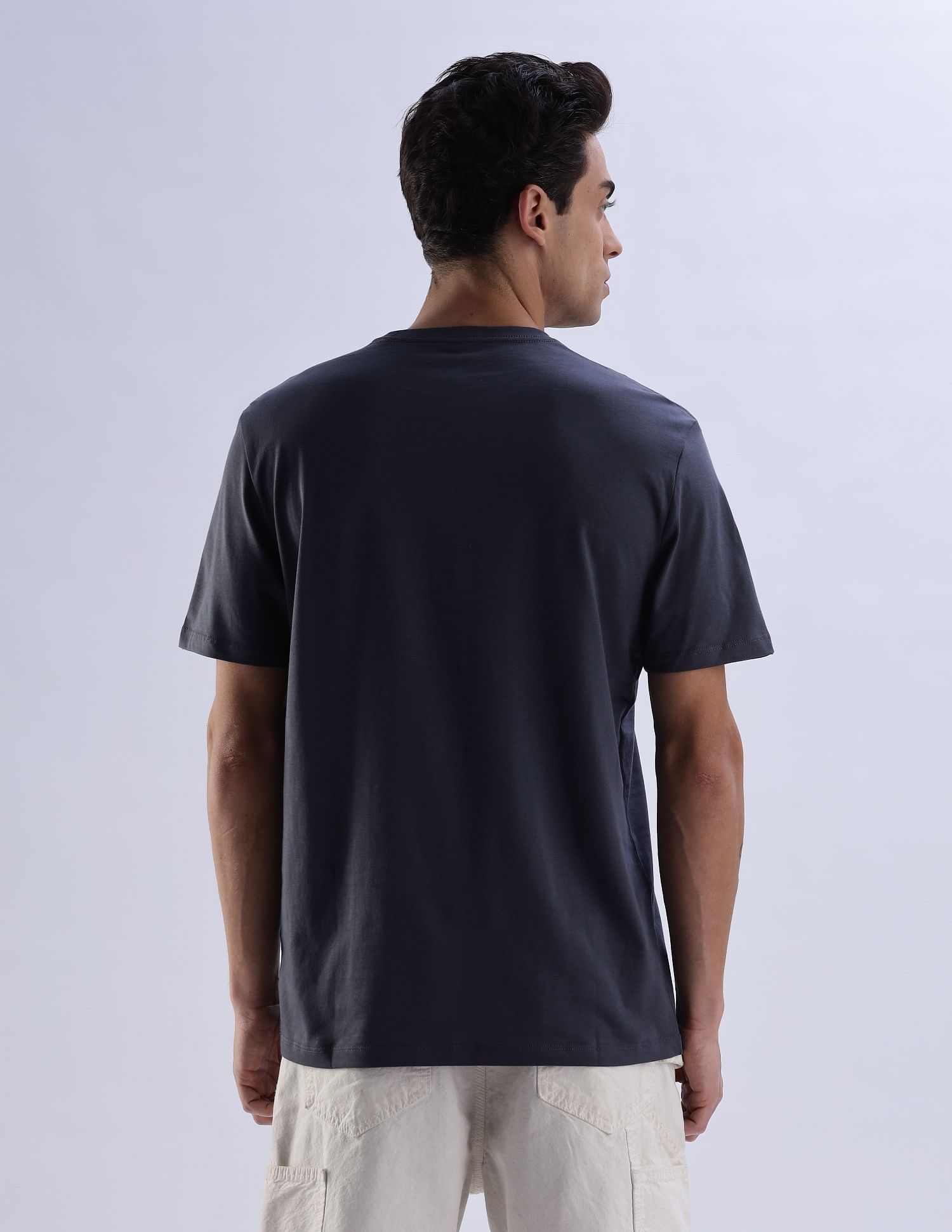Calvin Klein Jeans Regular-Fit Logo Cotton T-Shirt