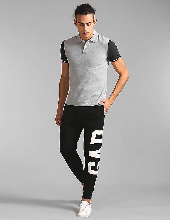 Buy GAP Men Men Black Exploded Logo Joggers - NNNOW.com