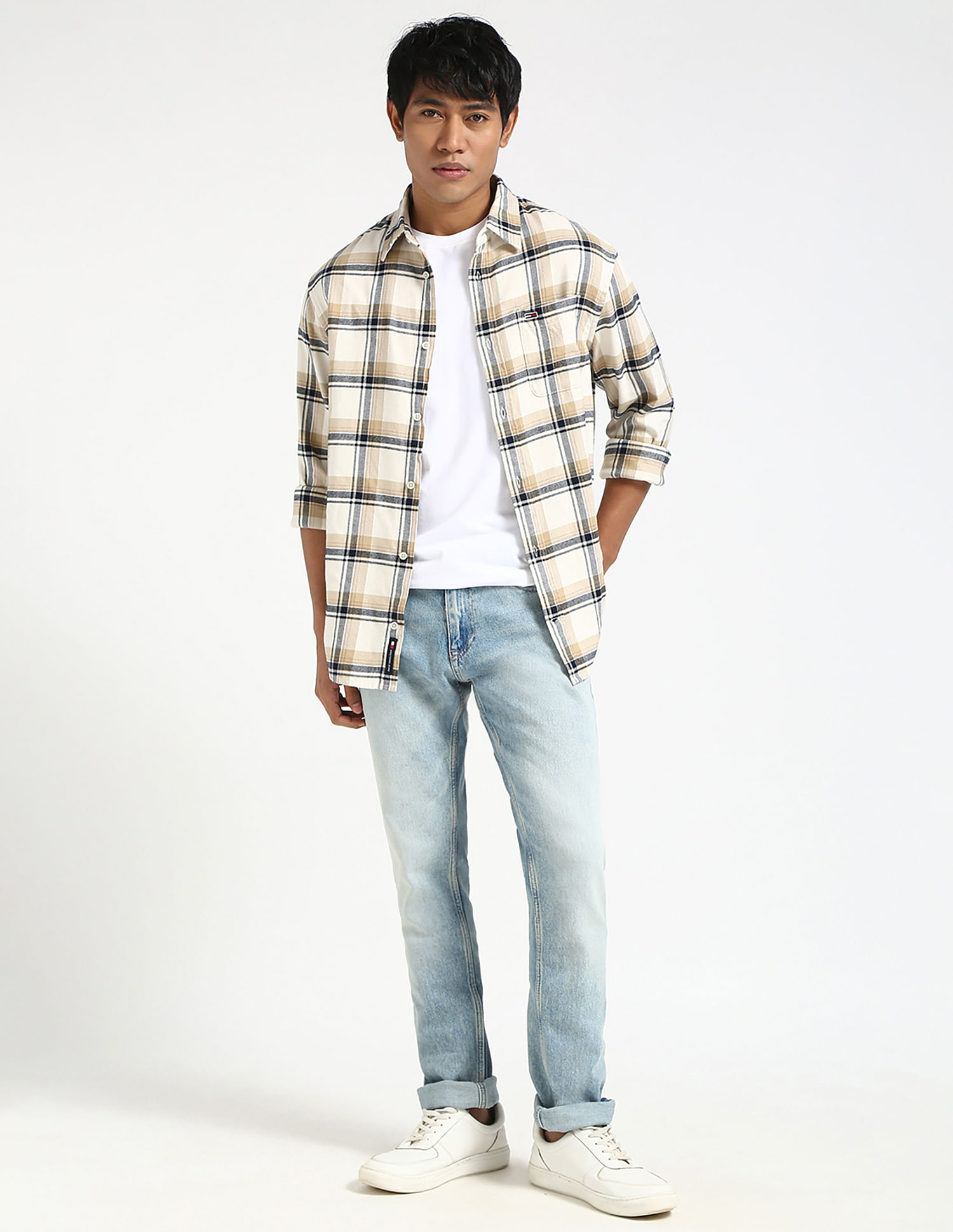 Tommy Hilfiger Mid-Wash Regular-Fit Mid-Rise Jeans