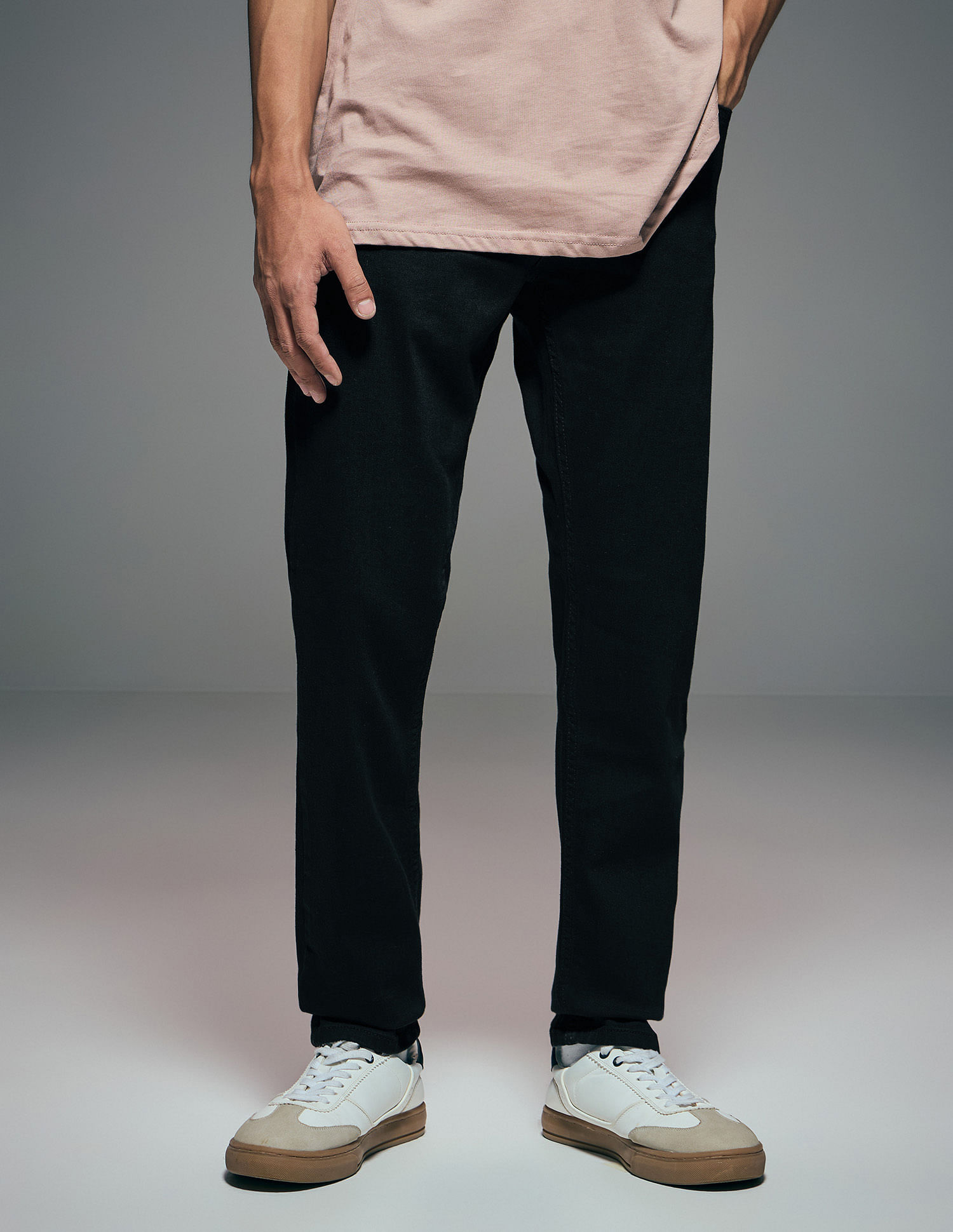 Flying Machine Slim Tapered Fit Mid Rise Jeans