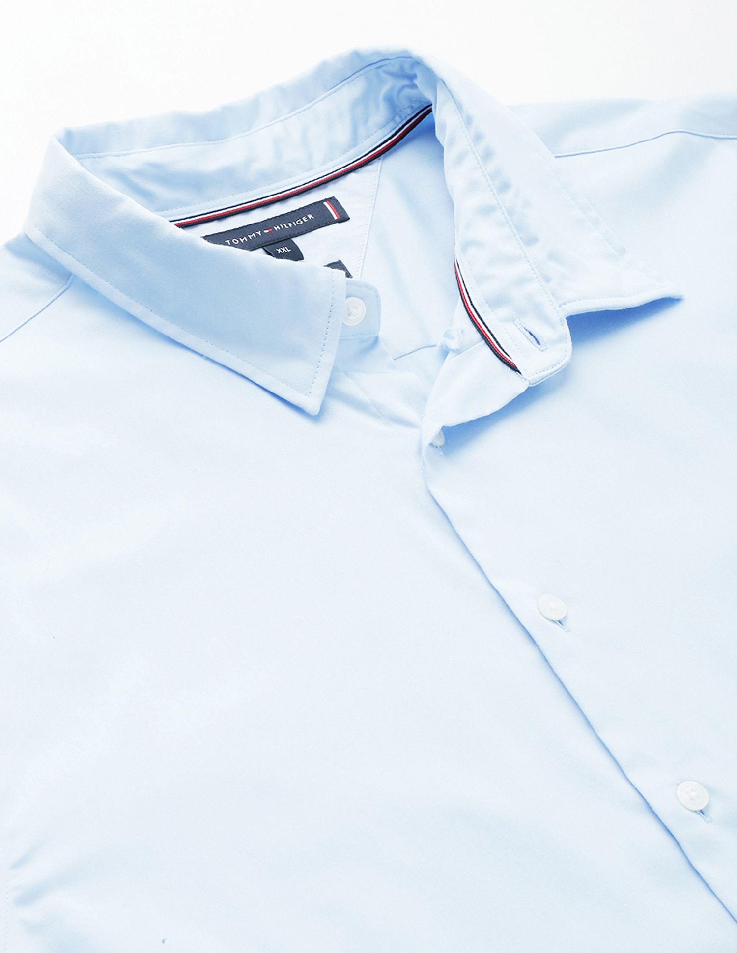 Tommy Hilfiger Cutaway Collar Solid Shirt