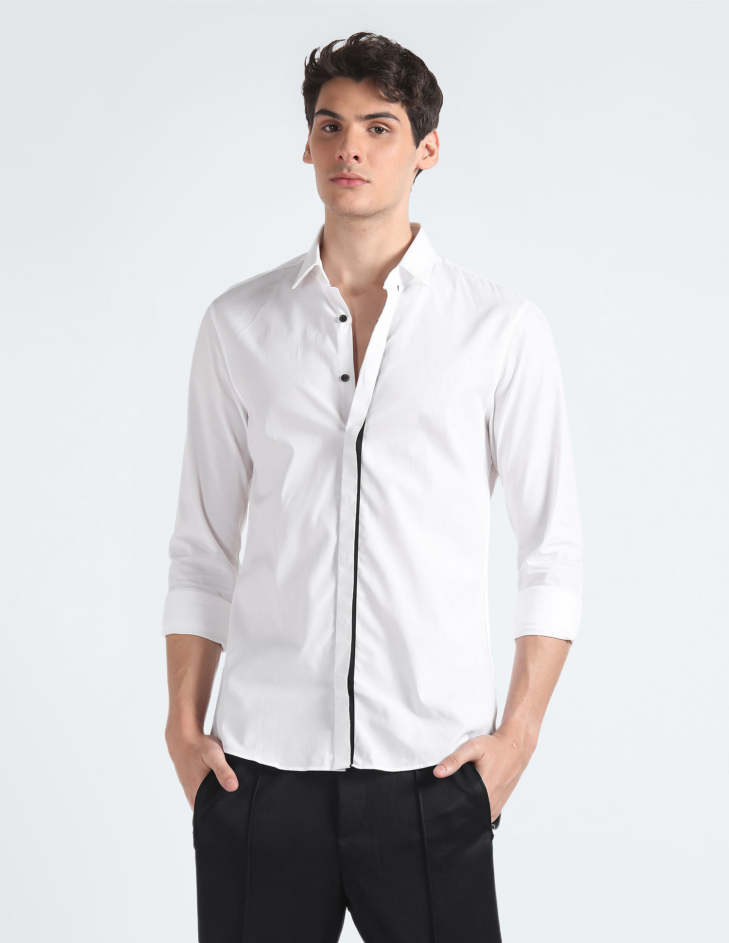 Buy Calvin Klein Cotton Structure Slim Fit Shirt - NNNOW.com