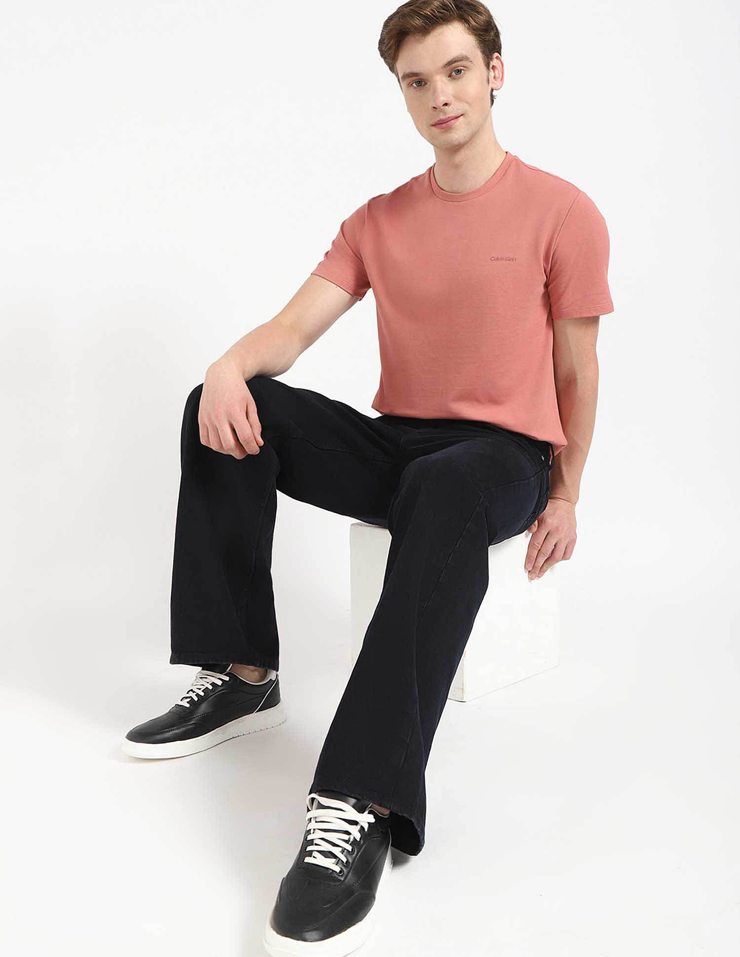 Calvin Klein Jeans Peach Solid T-shirt for Soft Look
