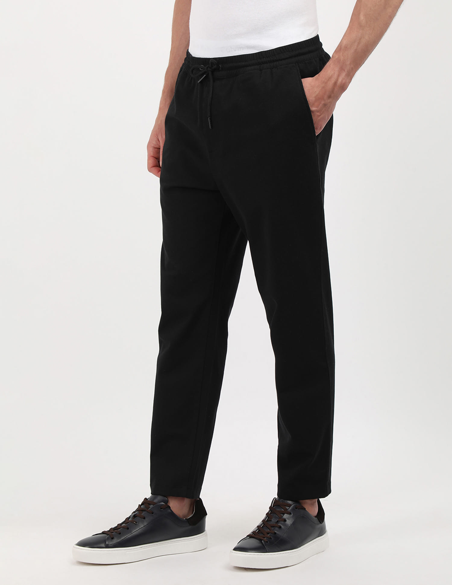 【新品未使用】タグ付き　LOHEN DRAWCORD CHINO PANTS38 Buy Calvin Klein Jeans A- Slim Drawcord Chino Trousers - NNNOW.com