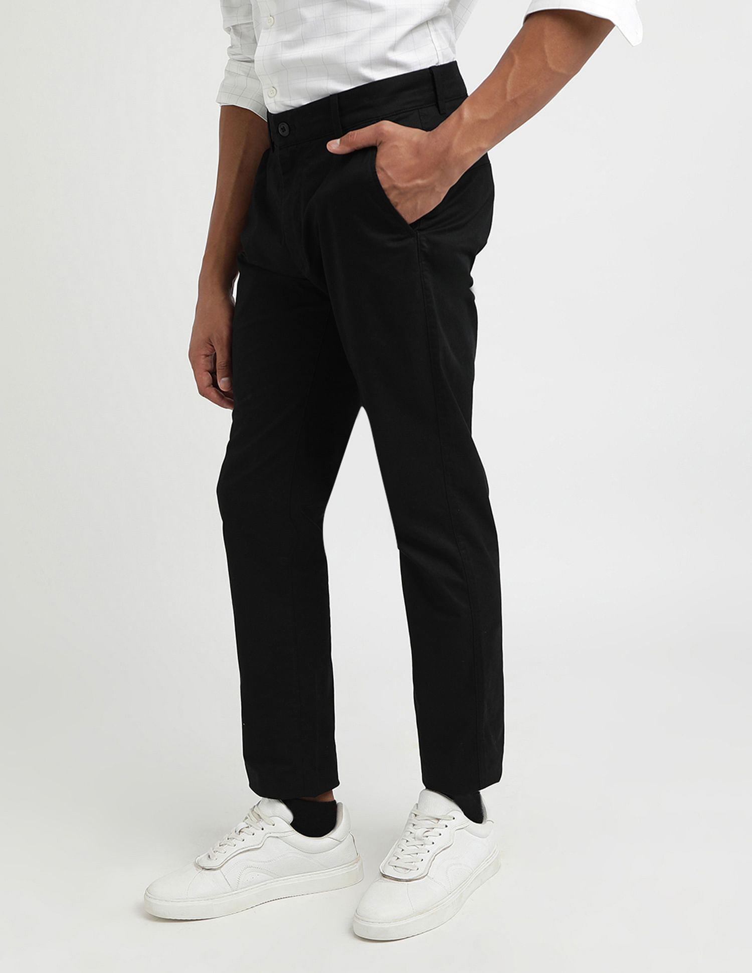 Calvin Klein Jeans Mid Rise Tapered Fit Trousers