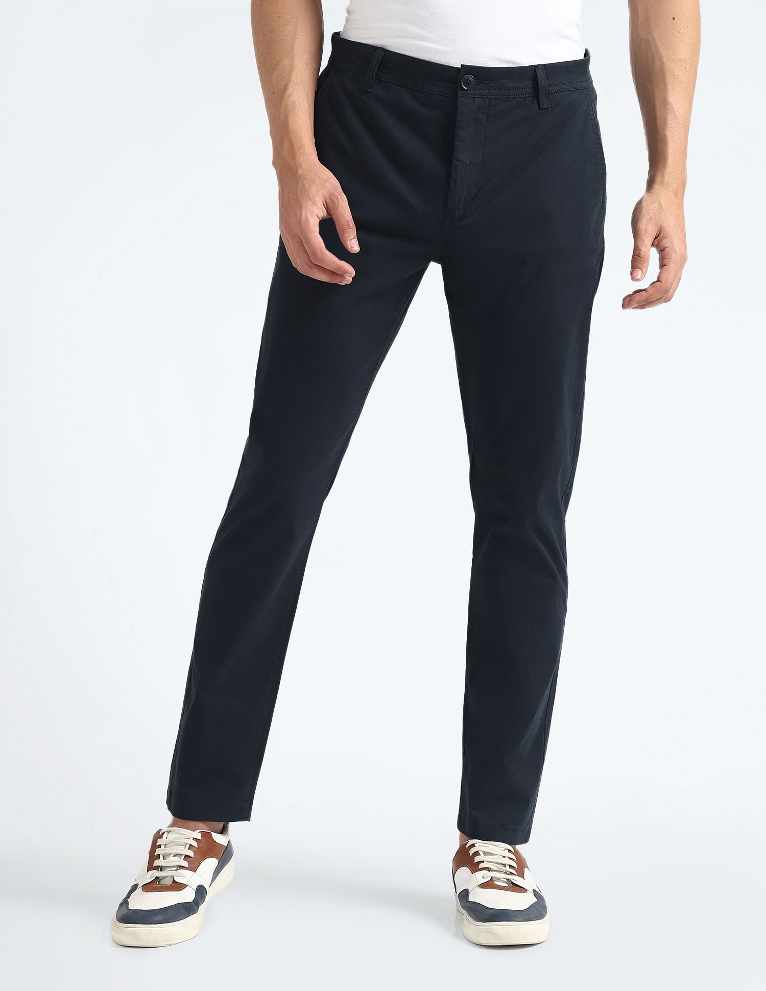 Flying Machine Slash Slim Tapered Fit Solid Chinos
