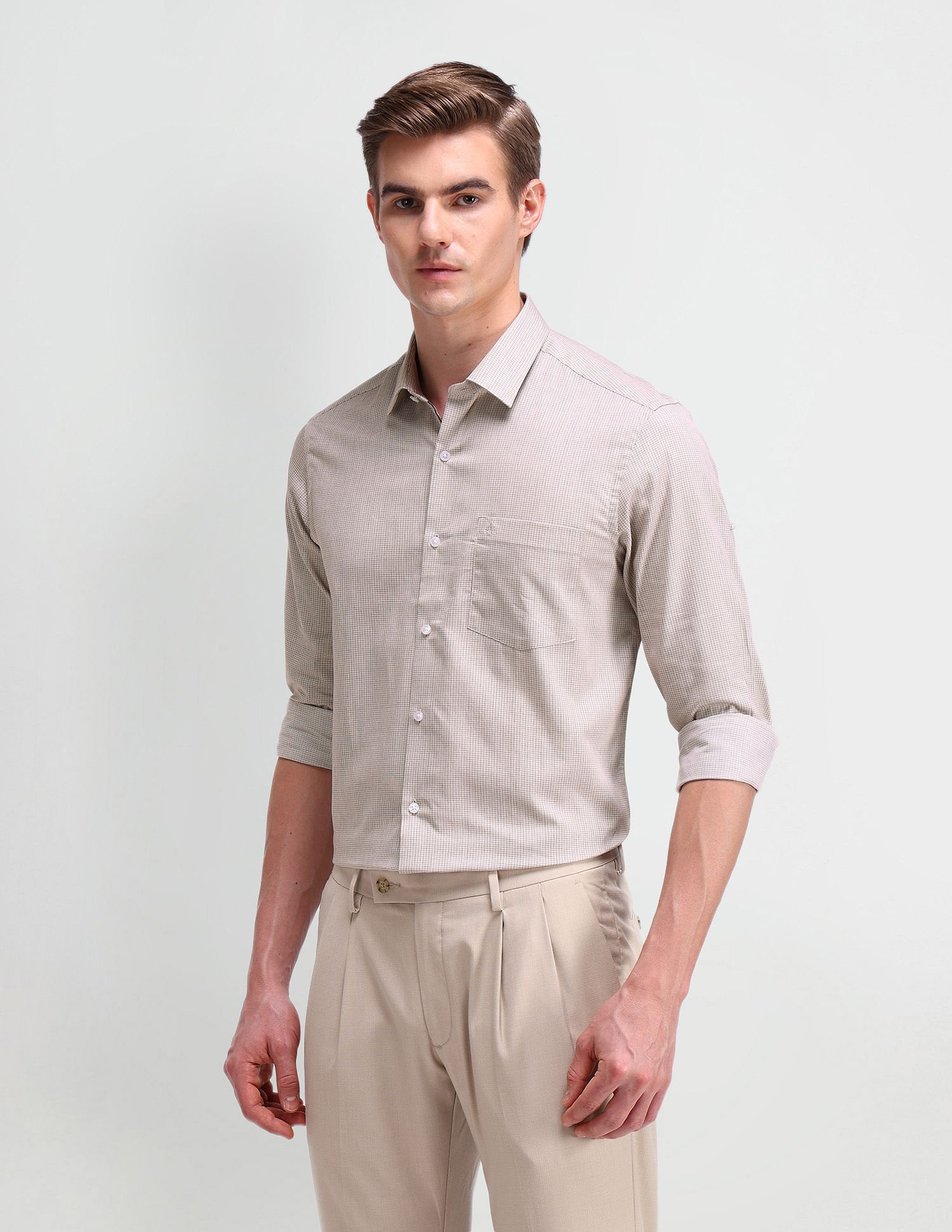 Arrow Manhattan Slim Fit Textured Shirt